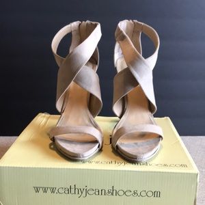 Tan Suede faux wrap pumps sz9